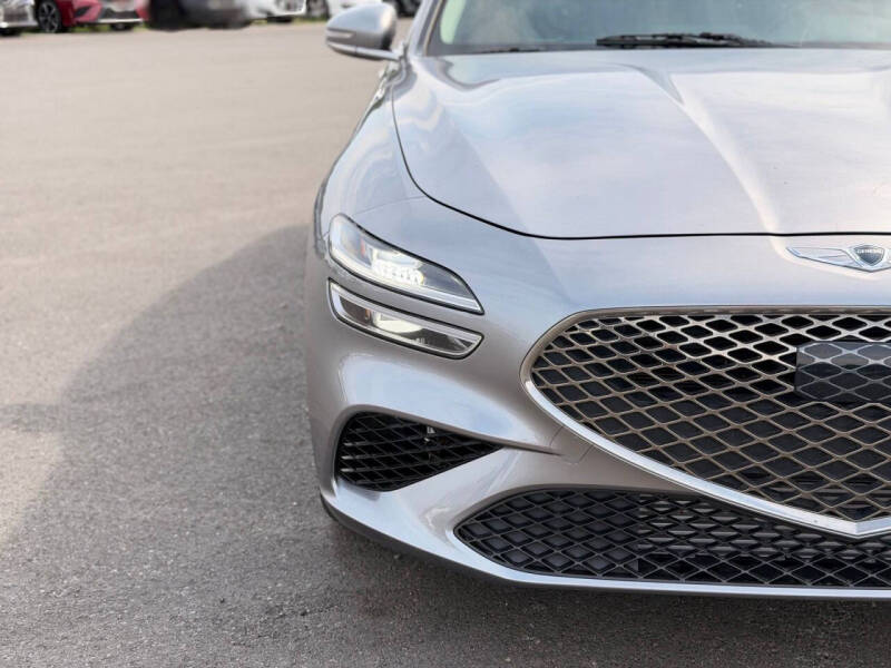 2022 Genesis G70