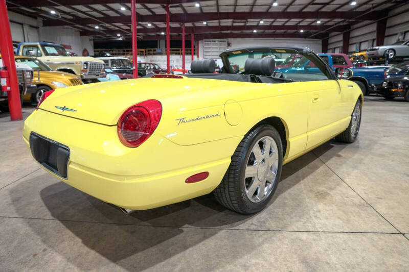 2002 Ford Thunderbird Deluxe