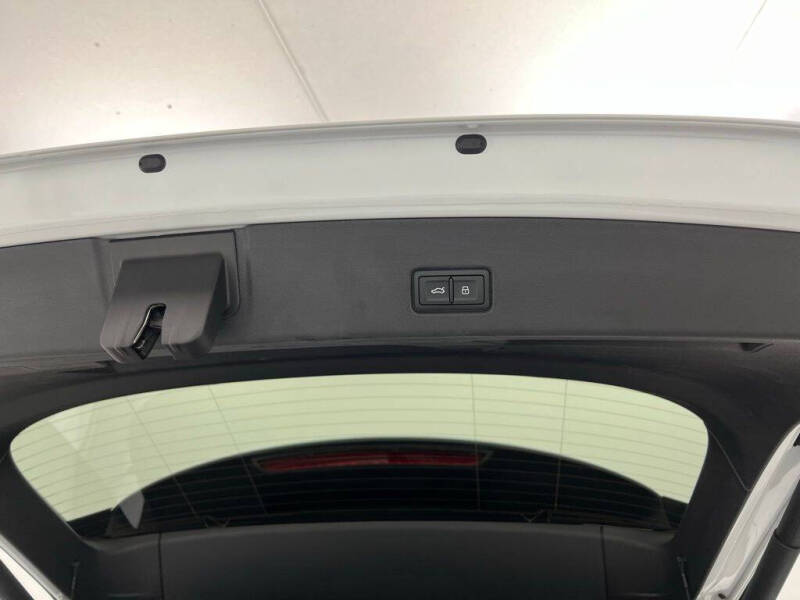 2023 Audi Q4 e-tron quattro Premium Plus 50