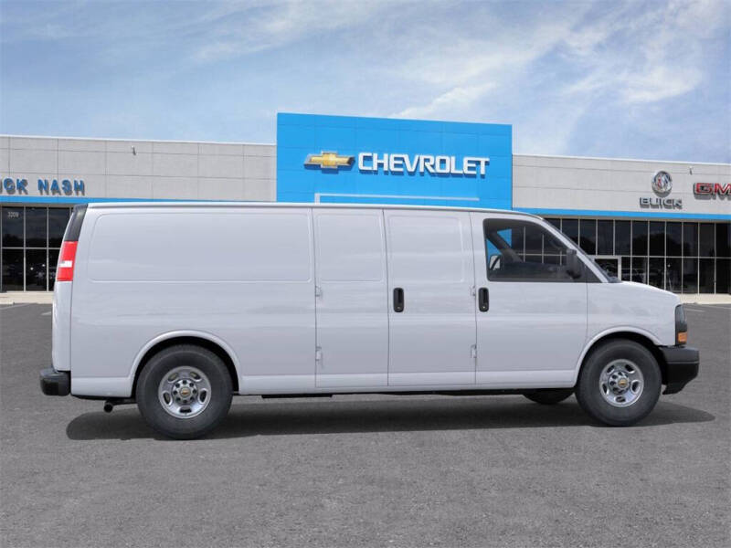 2025 Chevrolet Express 2500