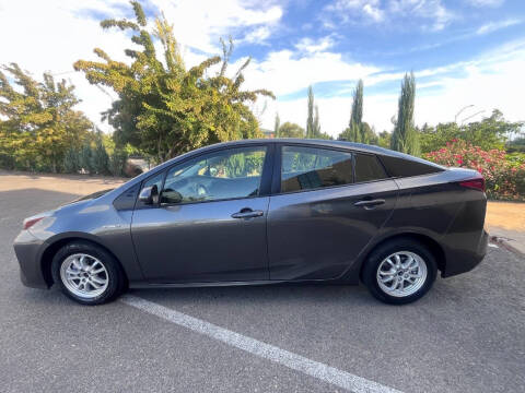 2019 Toyota Prius L Eco