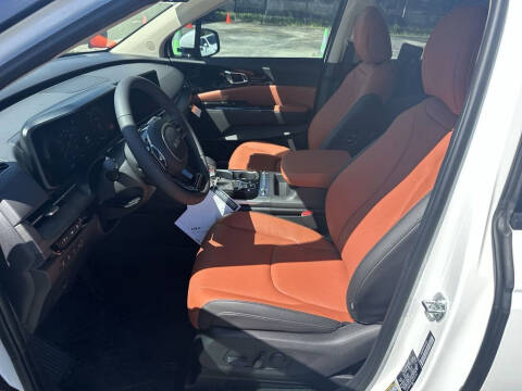 2024 Kia Carnival SX