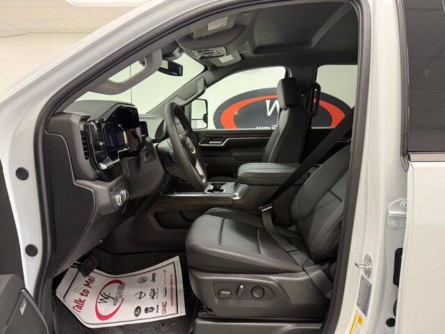 2025 GMC Sierra 2500HD