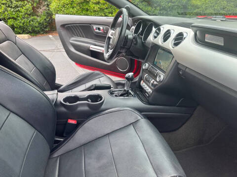 2017 Ford Mustang EcoBoost Premium