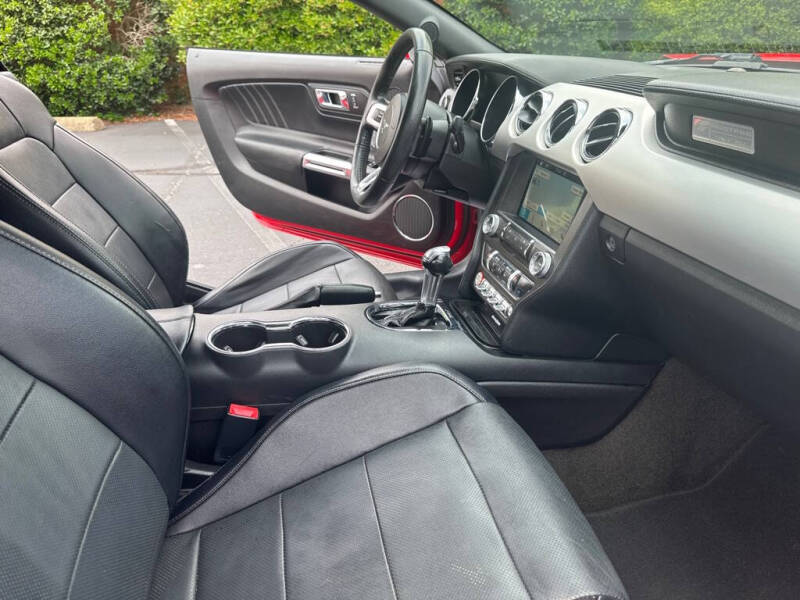 2017 Ford Mustang EcoBoost Premium
