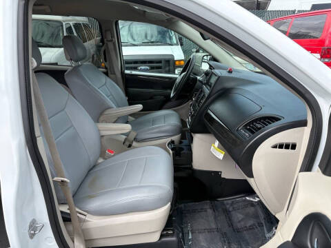 2018 Dodge Grand Caravan SE Plus
