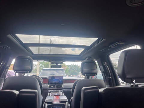 2024 Lincoln Navigator Premiere