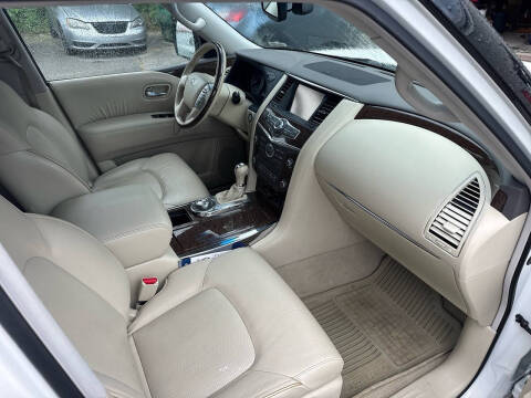 2015 Infiniti QX80