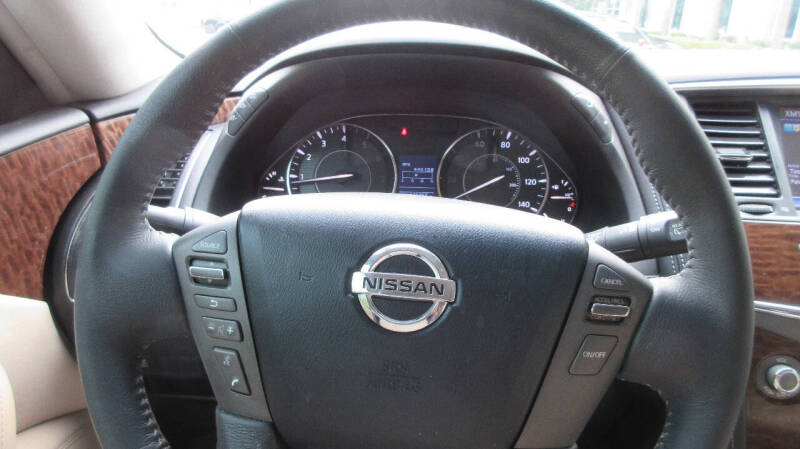 2017 Nissan Armada SV