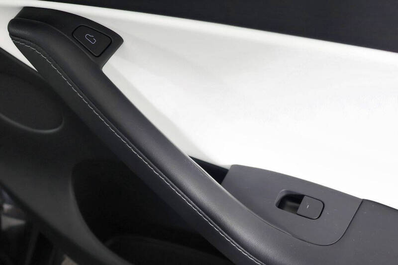 2021 Tesla Model Y Standard Range