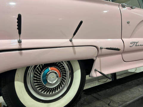 1960 Ford Thunderbird