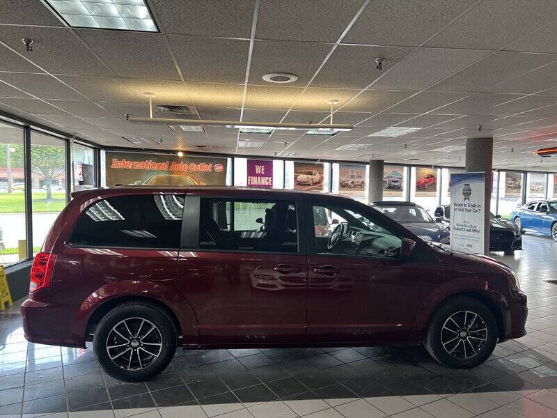 2018 Dodge Grand Caravan SE Plus