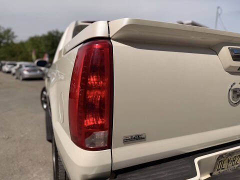 2010 Cadillac Escalade EXT Premium