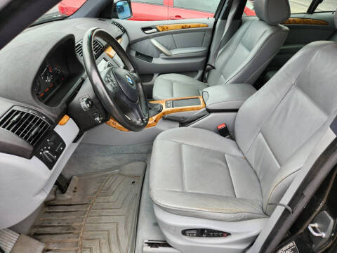 2003 BMW X5 3.0i