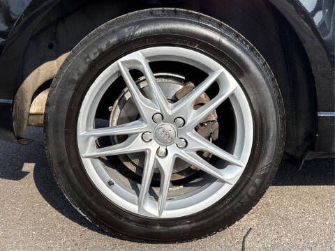 2017 Audi Q5 2.0T quattro Premium Plus