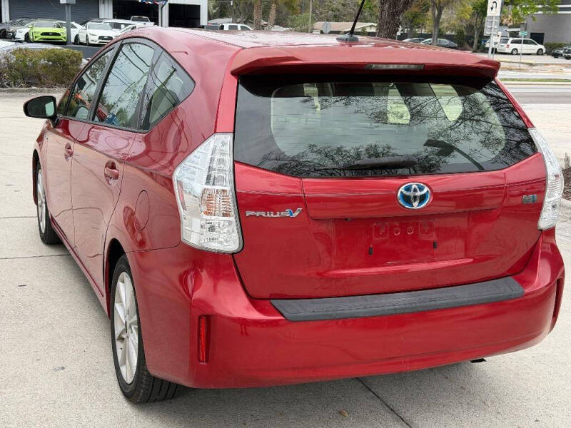 2012 Toyota Prius v