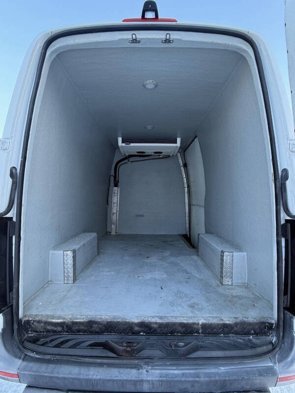 2020 Mercedes-Benz Sprinter Crew Van Base photo 10