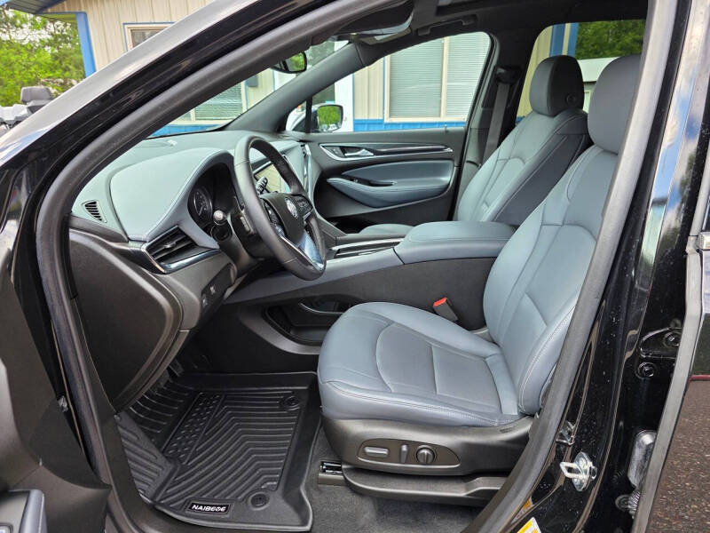 2024 Buick Enclave Essence