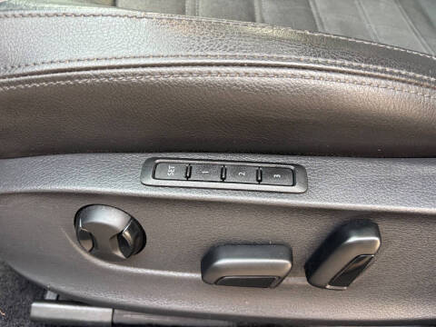 2012 Volkswagen Passat TDI SEL Premium