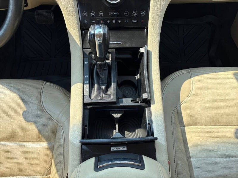 2018 Ford Taurus Limited