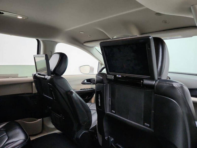 2020 Chrysler Pacifica Touring L Plus
