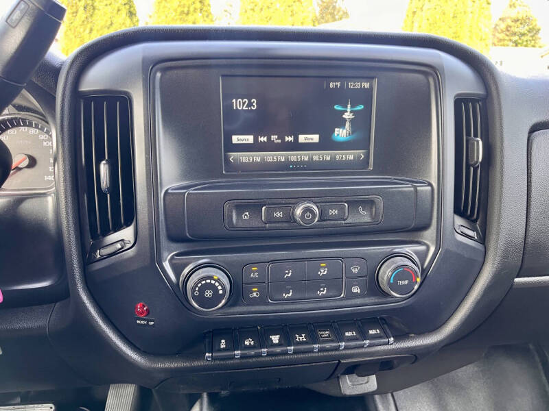 2022 Chevrolet Silverado 5500HD