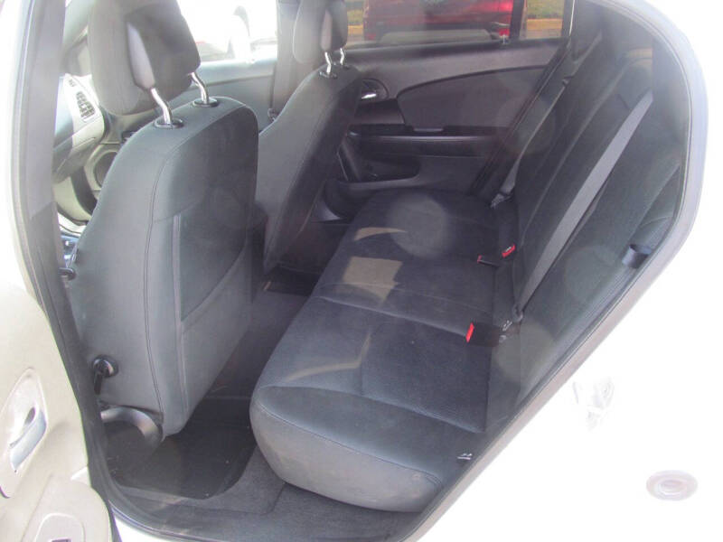 2011 Chrysler 200 Touring