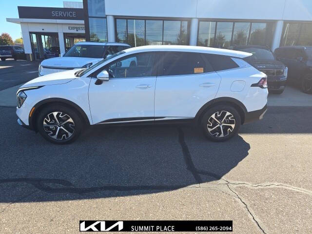 2023 Kia Sportage EX