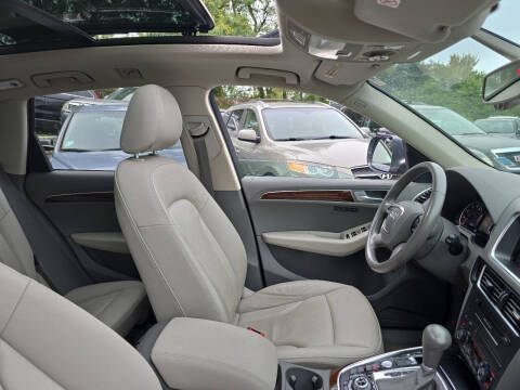 2012 Audi Q5 3.2 quattro Premium Plus