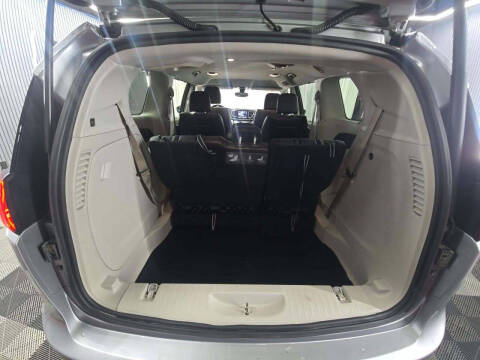 2018 Chrysler Pacifica Touring L
