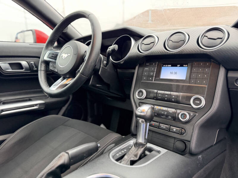 2019 Ford Mustang EcoBoost Premium