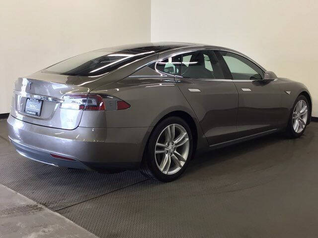 2015 Tesla Model S 85D