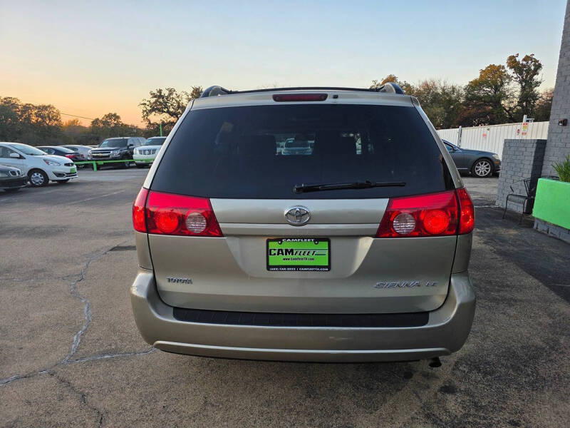 2009 Toyota Sienna CE 7-Passenger