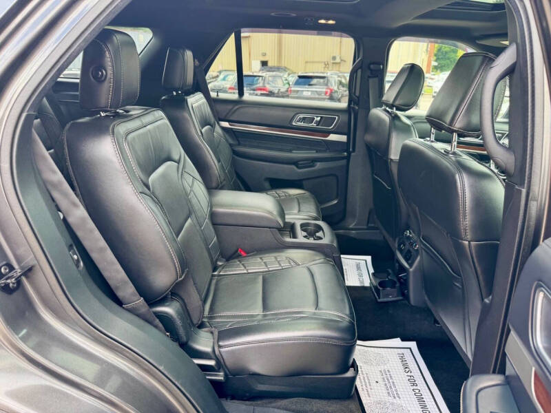 2018 Ford Explorer Platinum