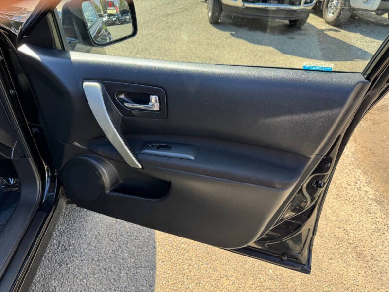 2011 Nissan Rogue S