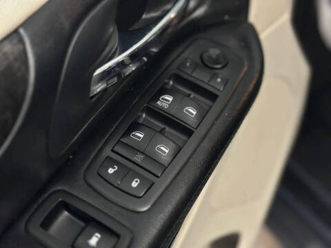 2012 Dodge Grand Caravan SXT