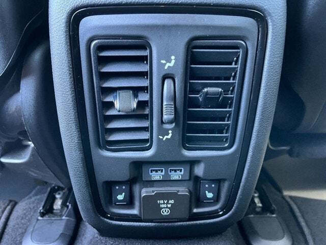 2023 Dodge Durango 23