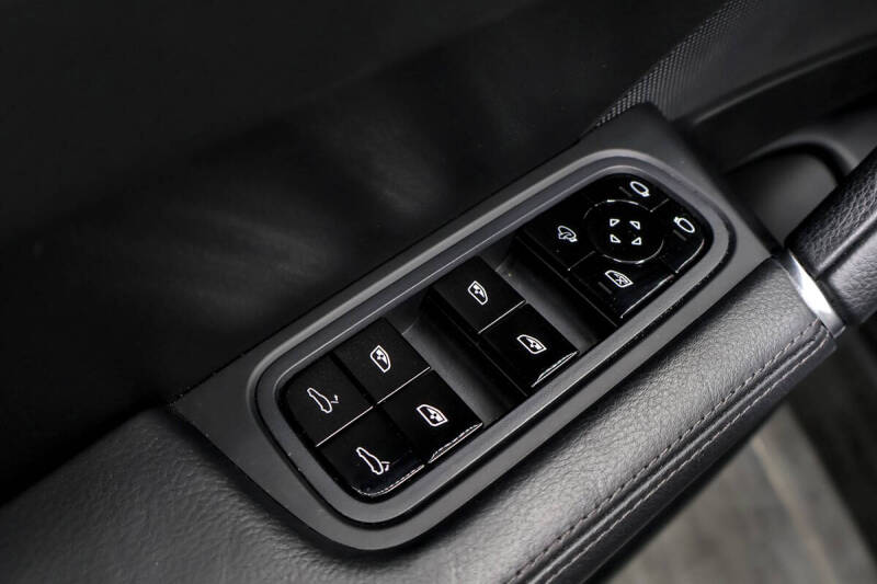 2019 Porsche Cayenne S