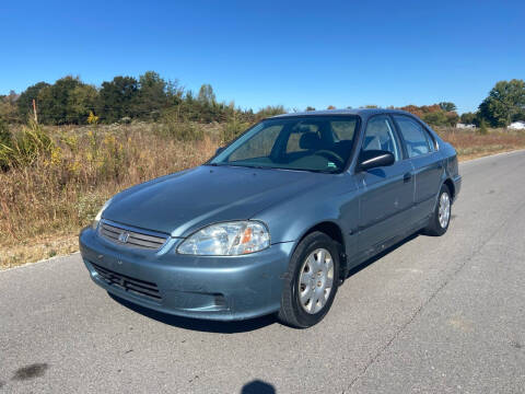 1999 Honda Civic for sale at Hitt & Mis Auto in Cape Girardeau MO