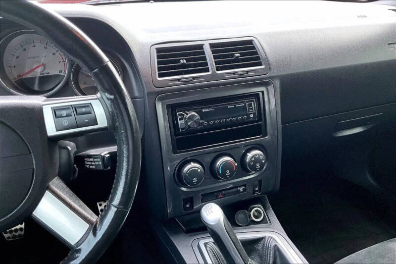 2009 Dodge Challenger SRT8