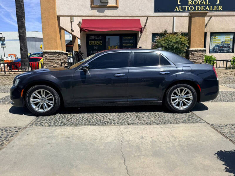 2016 Chrysler 300 C