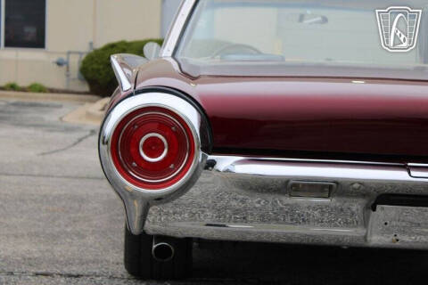 1962 Ford Thunderbird