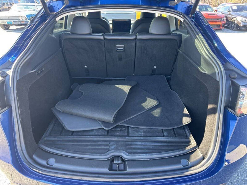 2024 Tesla Model Y Long Range