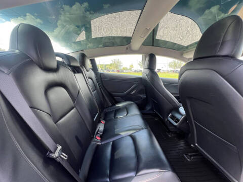 2020 Tesla Model 3 Long Range