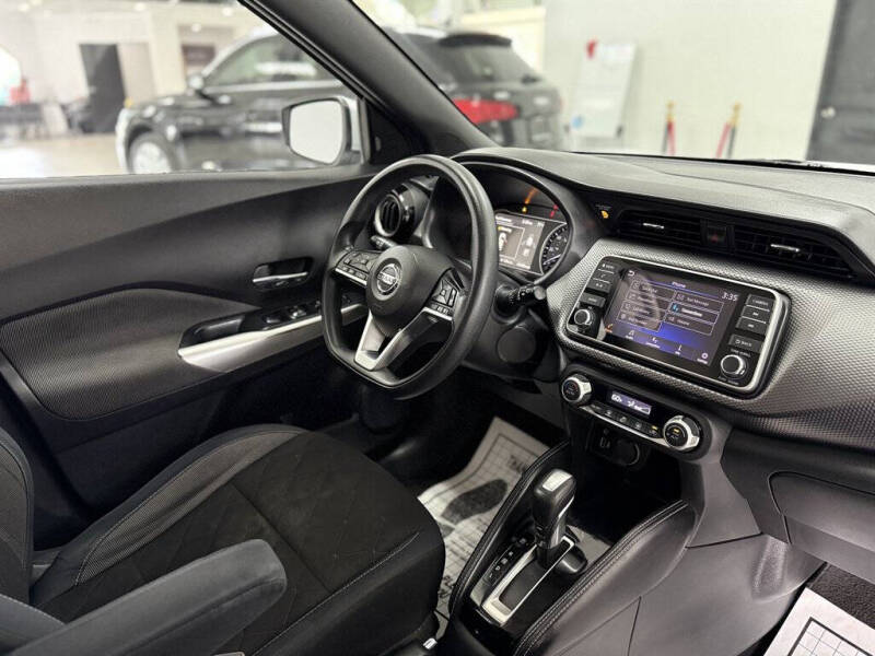 2019 Nissan Kicks SV