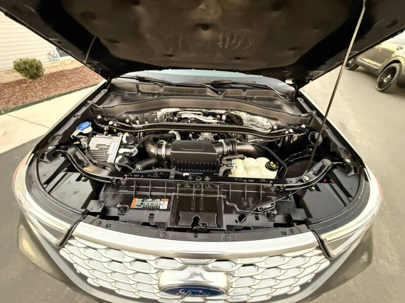 2020 Ford Explorer Platinum