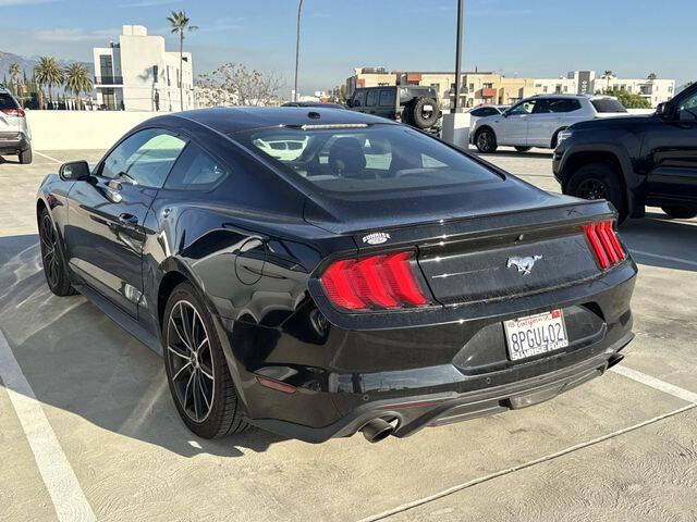 2020 Ford Mustang EcoBoost