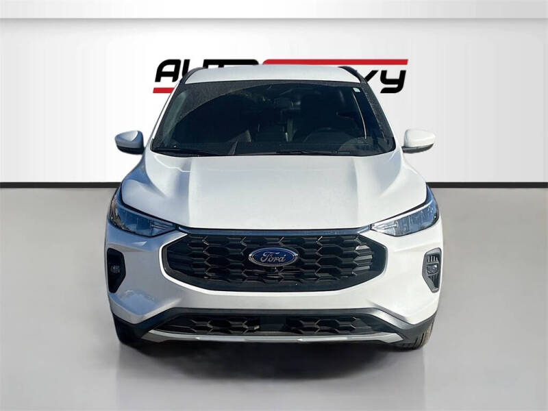 2025 Ford Escape Hybrid ST-Line Select