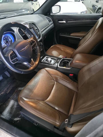 2018 Chrysler 300 Limited