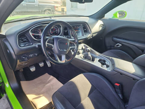 2017 Dodge Challenger R/T Plus